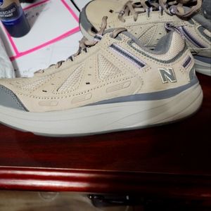 New balance rock and tones